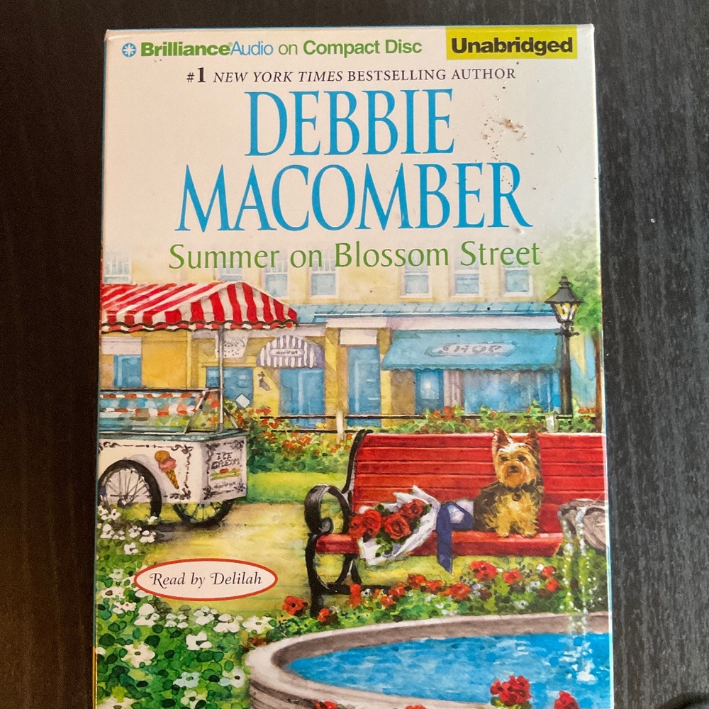 Audio Book Sumer on Blossom Street by Debbie Macomber’s   H192